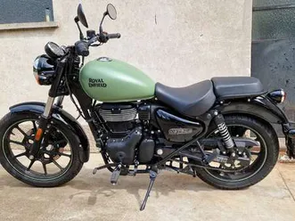 royal enfield meteor 350 verde