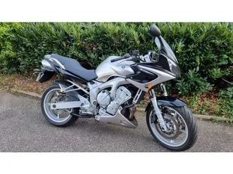 yamaha fz6-s 2003 600 cm3 | moto sportive | 30 416 km | gris | 54200 dommartin les toul