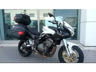 vendo benelli tre 899 k (2008 - 11) usata a ancona (codice 9808380) - moto.it