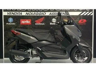 vendo yamaha x-max 250 abs (2014 - 16) usata a cecina (codice 9808461) - moto.it