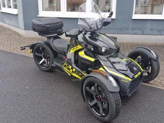 can-am ryker 900 ace sport special p yellow black
