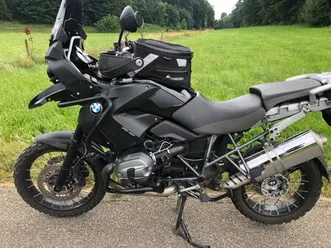 bmw 1200 gs triple black