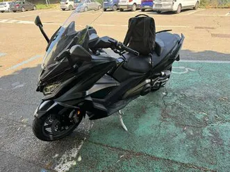 kymco ak 550