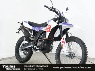 aprilia aprillia rx125 125 cc