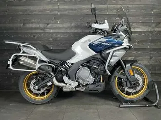 adventure white demo