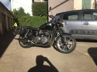 triumph bonneville t100 t100 iniezione nero