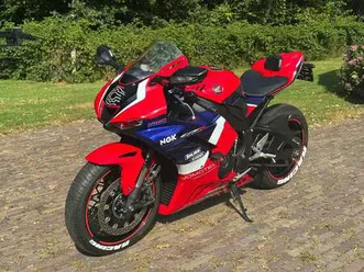 honda cbr1000rr fireblade