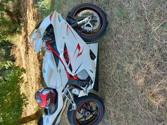 mv agusta f4 1000 r bianco