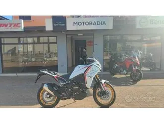 moto morini x-cape 700 gold edition