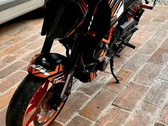 ktm 390 duke ktm arancione