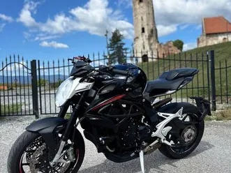 mv agusta 675 cm3 nije fixno, 2018 god.