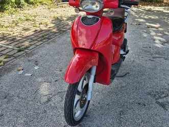 scarabeo 100 quattro tempi rosso