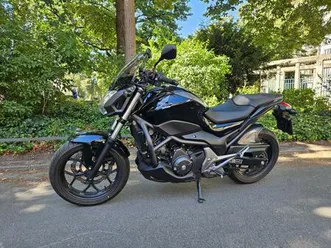 honda nc750s dct – top ca 4.200 km! - bis di. 02.09. nur 3.500 €