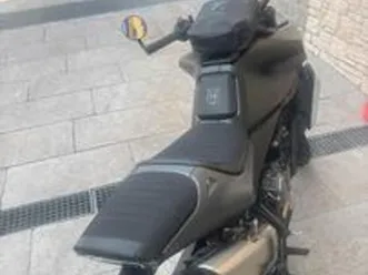 husqvarna svartpilen 801