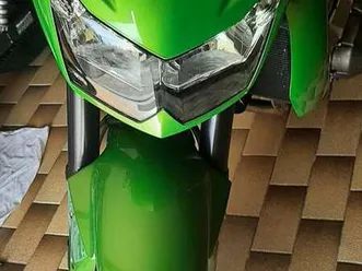 kawasaki z 750 verde