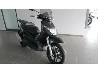 vendo piaggio beverly 250 i.e. (2004 - 06) usata a alba (codice 9499321) - moto.it
