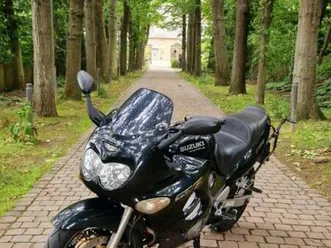suzuki gsx 750 f