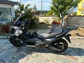yamaha-t max 500-nero