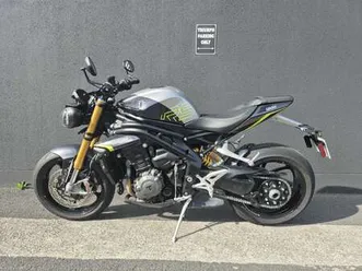 triumph speed triple 1200 rs