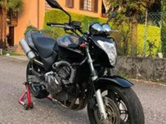 honda hornet 600 -