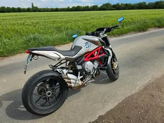 mv agusta 800 brutale