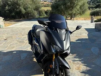 tmax 560 tech max 2020