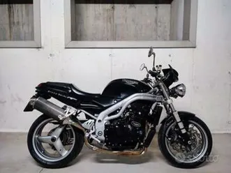 triumph speed triple 955i - 2000