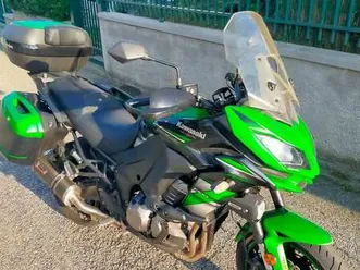 kawasaki versys 1000 gt verde