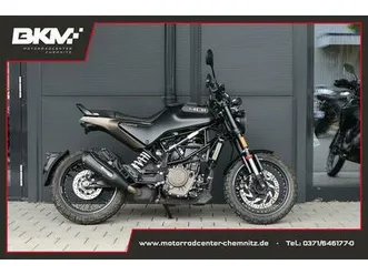 husqvarna svartpilen 401 ++ nur 2331 kilometer++modell