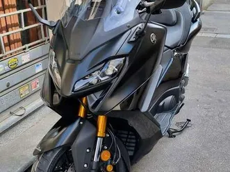 yamaha tmax 560 tech max nero