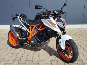 ktm 1290 super duke r