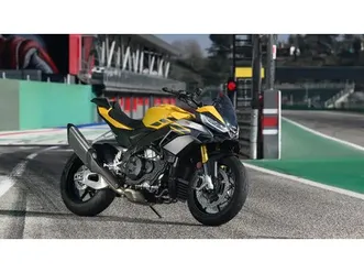 2026 aprilia tuono v4