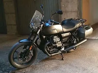 moto guzzi v 7 stone nero