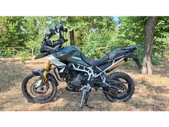 triumph tiger 900 rally green matt khaki