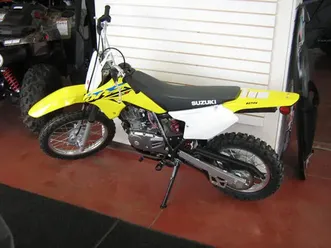 2025 suzuki dr-z125 base