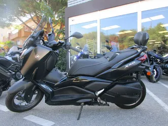 yamaha xmax 300 tech max