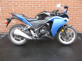 2011 honda cbr250r - congratulations to victoria - inthe wind si