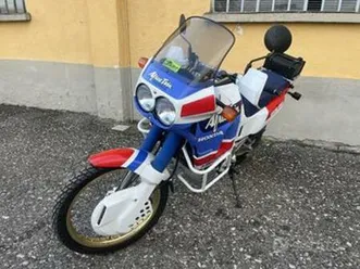 honda africa twin nxr 650 rd03