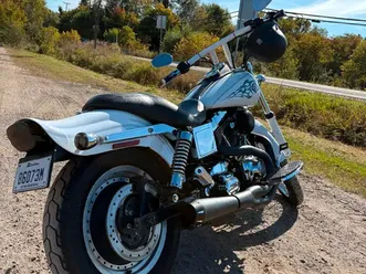 harley dyna 1450 2004!!! échange possible