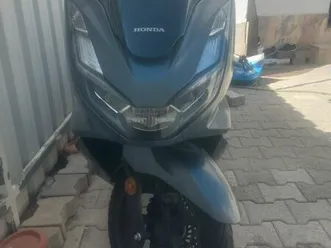 honda pcx 2022, 6800 klm. quinta do conde
