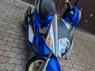 pegasus r50x - bastlerfahrzeug mit vielen neuteilen