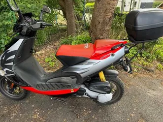 moped aprilia sr 50 street bj 2010