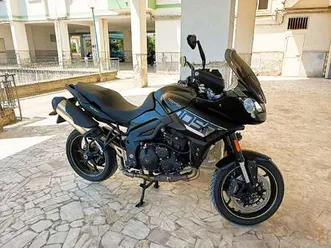 triumph tiger 1050 sport nero
