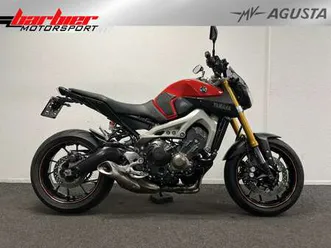 yamaha mt-09 rood