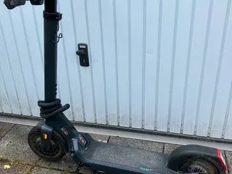 stabiler e roller. egret one. 2023.