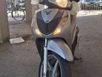 honda sh 150 grigio