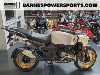2025 bmw r 1300 gs adventure racing red