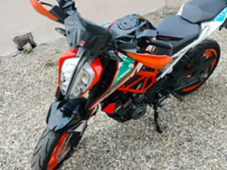 ktm duke 390