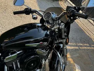 harley-davidson 1200 custom nero