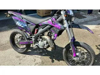 vendo valenti sm 50 (2014) usata a arco (codice 9818249) - moto.it